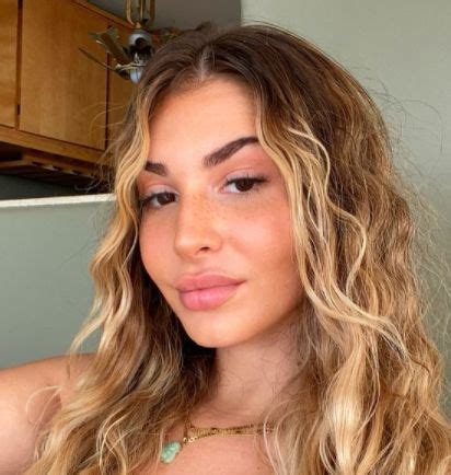 emely hernandez tiktok|Emely Hernandez Age, Height, Wiki, Bio, Net Worth,。